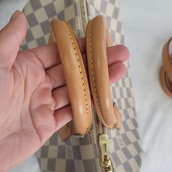 *SOLD* Louis Vuitton Speedy Bandouliere 25 - Picture 3 of 12